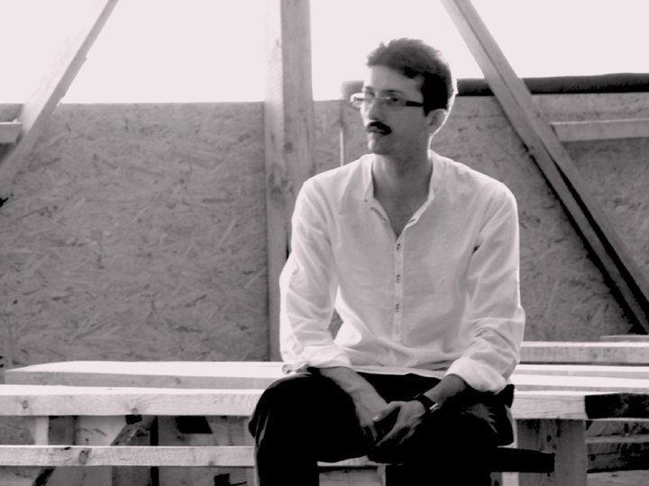 Te na-i tut șib, na san khancyi. Kon san? [Dacă n-ai limbă, nu ești nimic. Cine ești?] – Interviu bilingv cu traducătorul Iancu Gabor